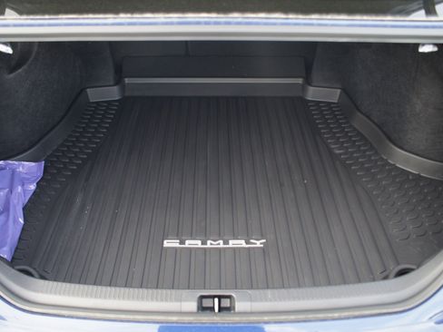 Used 2025 Toyota Camry LE w/ Convenience Package image 16