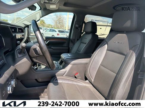 Used 2024 GMC Sierra 3500 Denali w/ Denali Reserve Package image 4