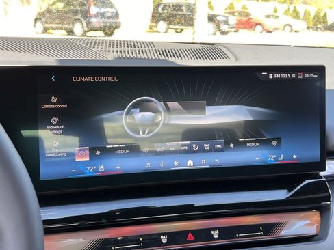 Used 2024 BMW i5 eDrive40i w/ M Sport Package RWD image 18