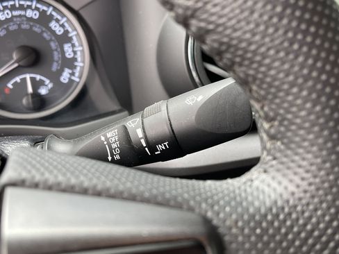 Used 2023 Toyota Tacoma TRD Off-Road image 22