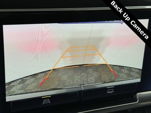 Used 2025 Chevrolet Silverado 1500 LT image 6