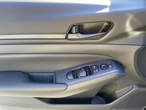 New 2025 Nissan Altima 2.5 S image 14