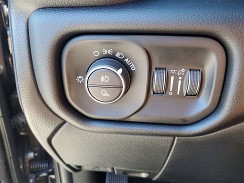 New 2025 RAM 2500 Laramie image 22