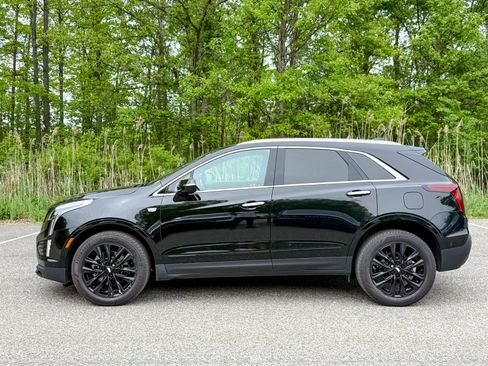 Used 2022 Cadillac XT5 Premium Luxury w/ LPO, ONYX Package AWD/4WD image 9