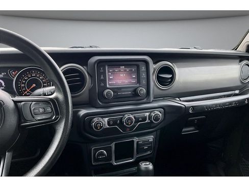 Used 2021 Jeep Wrangler Unlimited Sport AWD/4WD image 7