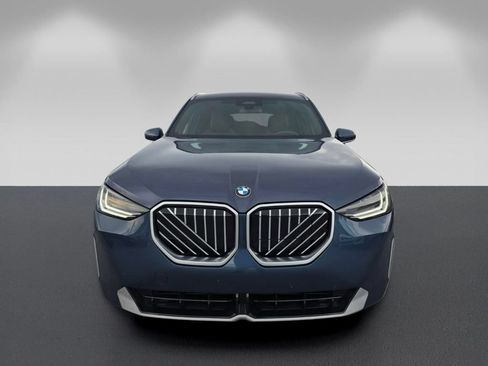 Certified 2025 BMW X3 xDrive30i w/ Convenience Package AWD/4WD image 2
