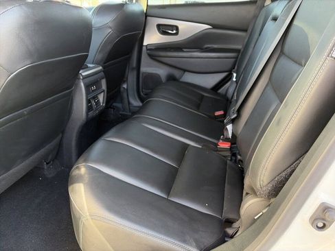 Used 2023 Nissan Murano SV image 29