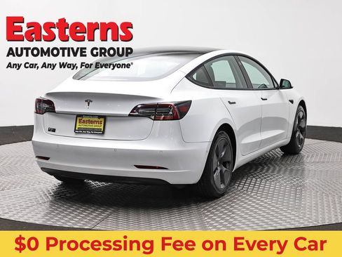 Used 2021 Tesla Model 3 Standard Range Plus RWD image 5