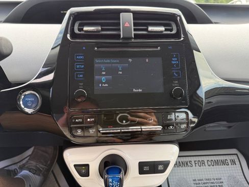 Used 2017 Toyota Prius One FWD image 19