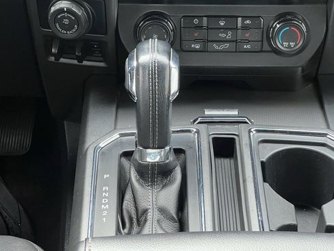 Used 2016 Ford F150 XLT w/ Equipment Group 302A Luxury AWD/4WD image 24