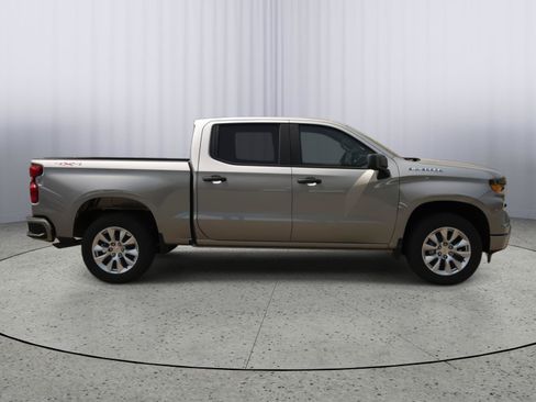 New 2026 Chevrolet Silverado 1500 Custom AWD/4WD image 9