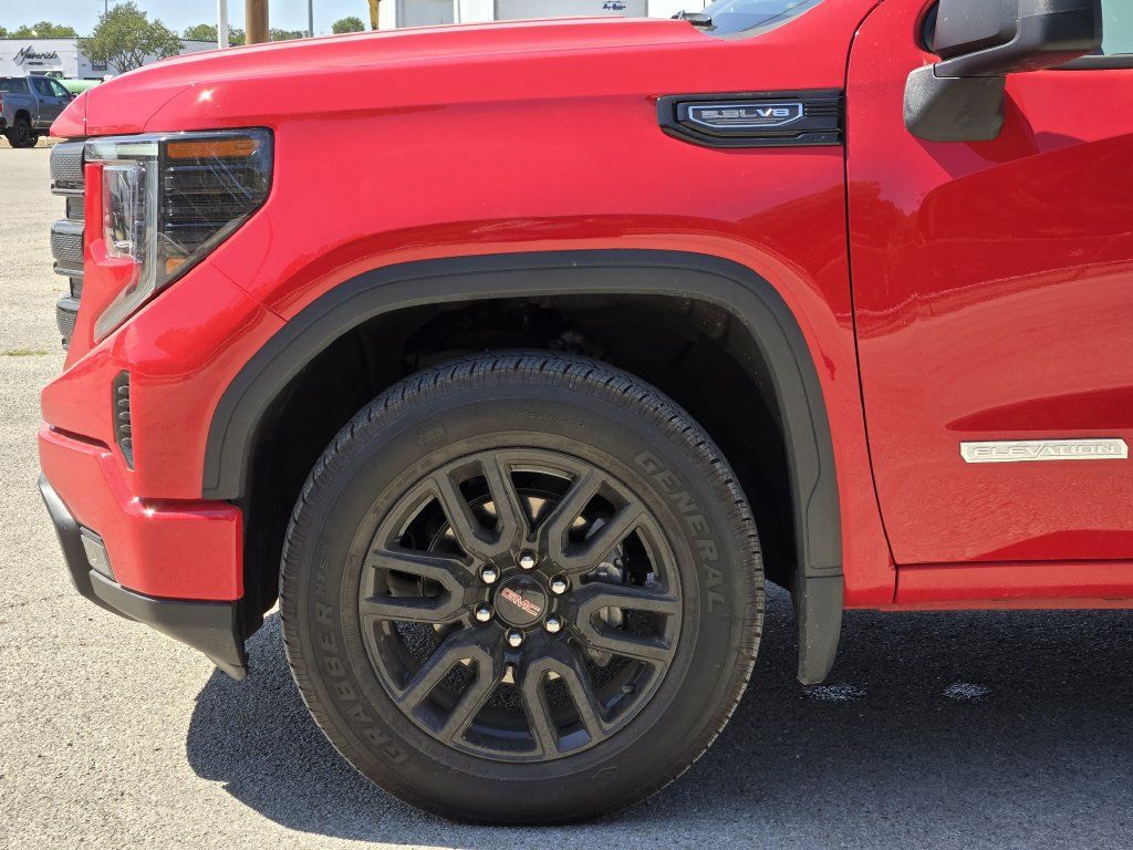 Used 2024 GMC Sierra 1500 Elevation RWD image 8