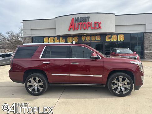 Used 2018 Cadillac Escalade Premium Luxury image 1