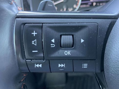 Used 2024 Nissan Pathfinder Rock Creek image 30