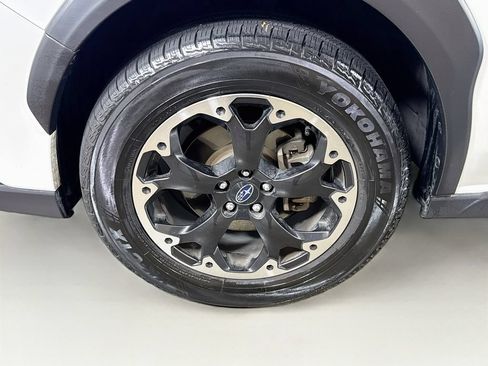Certified 2022 Subaru Crosstrek 2.0i Premium AWD/4WD image 38