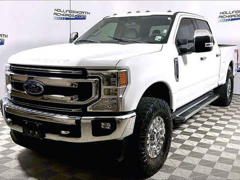 Used 2022 Ford F250 XLT w/ XLT Premium Package AWD/4WD image 1