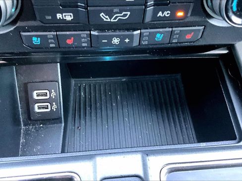 Used 2020 Ford F150 Raptor w/ Equipment Group 802A Luxury image 17