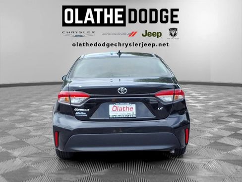 Used 2025 Toyota Corolla LE FWD image 25