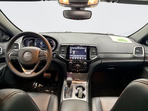 Used 2019 Jeep Grand Cherokee Limited AWD/4WD image 14