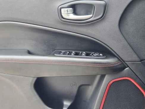 Used 2020 Jeep Compass Trailhawk w/ Cold Weather Group image 24