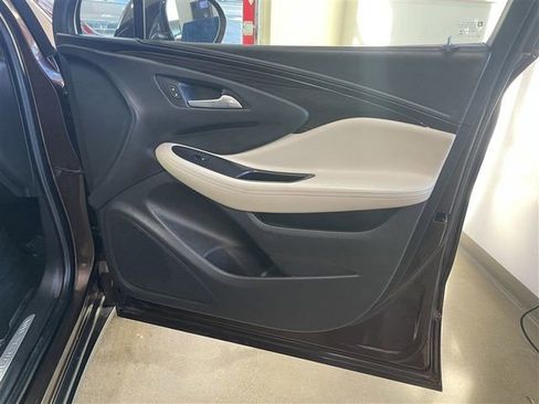 Used 2020 Buick Envision Preferred image 21
