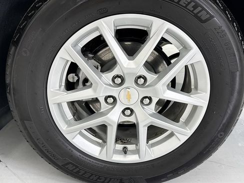 Used 2023 Chevrolet Equinox LS FWD image 29