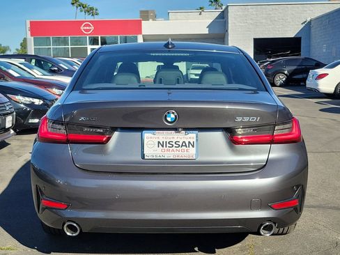 Used 2020 BMW 330i xDrive Sedan w/ Premium Package image 32