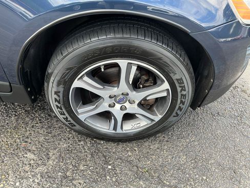 Used 2013 Volvo XC60 T6 AWD/4WD image 14