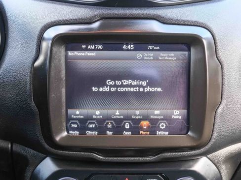 Used 2023 Jeep Renegade Latitude AWD/4WD image 14