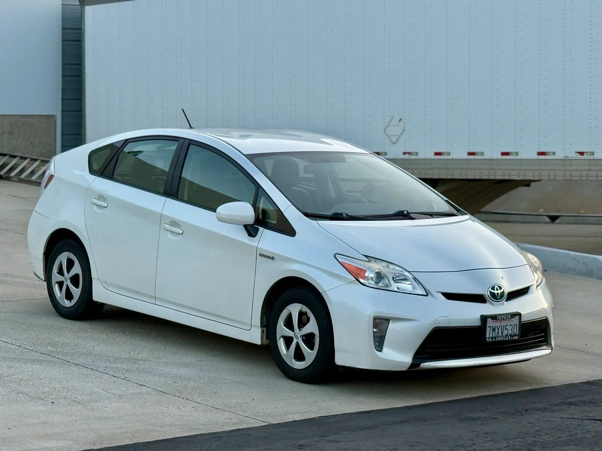Used 2015 Toyota Prius Two FWD image 9