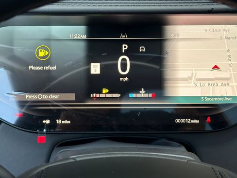 New 2026 Land Rover Range Rover SV AWD/4WD image 21