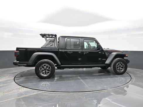 Used 2024 Jeep Gladiator Rubicon w/ Convenience Group image 5