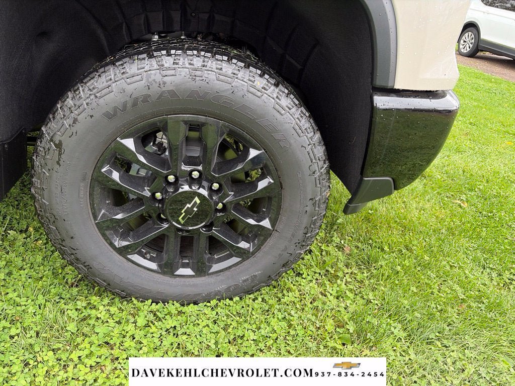 New 2026 Chevrolet Silverado 2500 Custom w/ Custom Value Package AWD/4WD image 36
