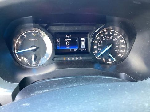 Used 2023 Ford Ranger XLT w/ Equipment Group 301A Mid AWD/4WD image 26