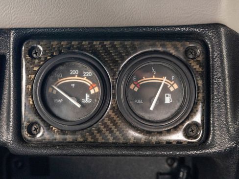 Used 2000 HUMMER H1 4-Door Open Top image 18