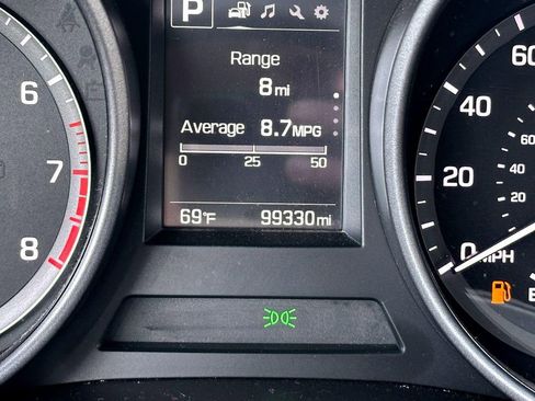 Used 2017 Hyundai Santa Fe Sport image 26