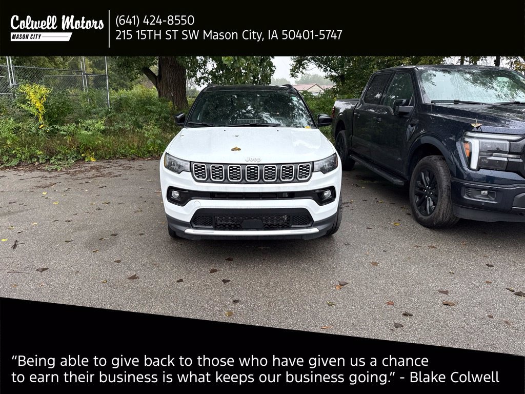 Used 2025 Jeep Compass Limited AWD/4WD image 1