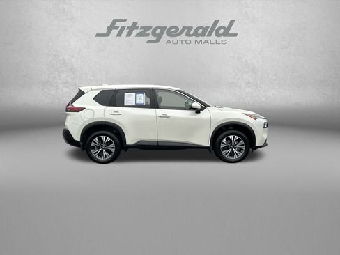 Used 2023 Nissan Rogue SV image 8