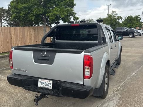 Used 2014 Nissan Frontier S image 5