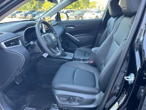 New 2026 Toyota Corolla Cross XLE image 9