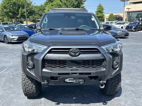 Used 2020 Toyota 4Runner Venture w/ Moonroof Package AWD/4WD image 9