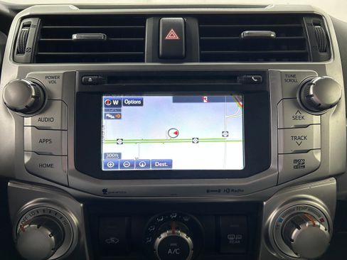 Used 2018 Toyota 4Runner SR5 Premium image 7