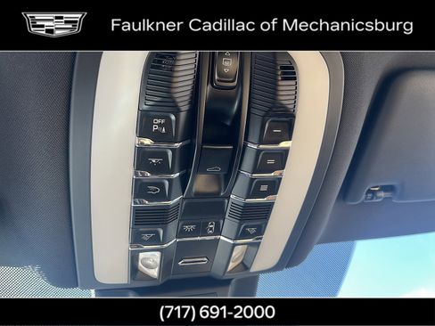 Used 2017 Porsche Macan S image 30