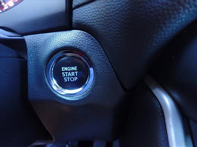 Used 2022 Toyota RAV4 XLE AWD/4WD image 19