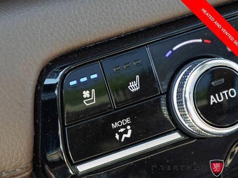 Used 2025 Honda Pilot Elite image 7