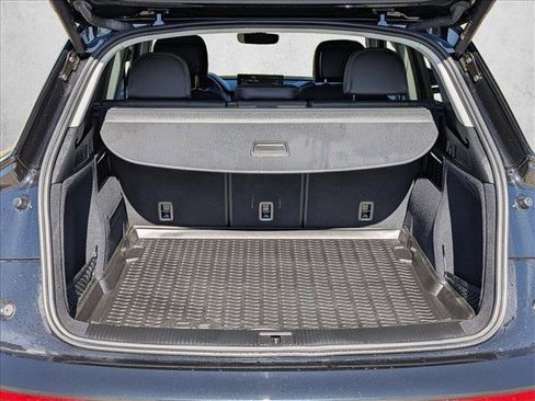 Used 2023 Audi Q5 2.0T Prestige image 6