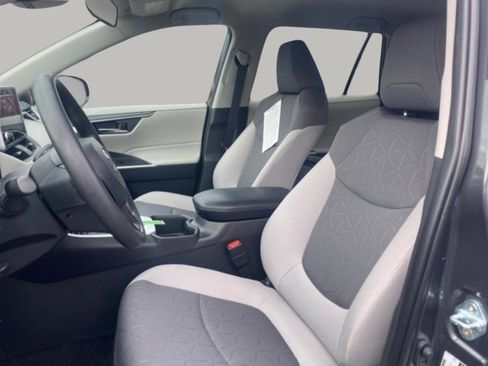 Used 2024 Toyota RAV4 XLE image 11