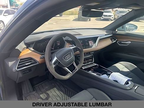 Used 2022 Audi e-tron GT Premium Plus AWD/4WD image 20