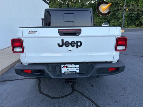 Used 2022 Jeep Gladiator Sport AWD/4WD image 10
