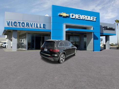 Used 2025 Mercedes-Benz GLB 250 image 5